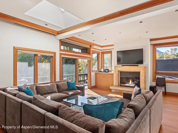 1085 Cemetery Ln Unit A, Aspen, CO 81611