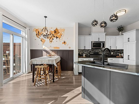 3rd image of 4900 62nd St #5