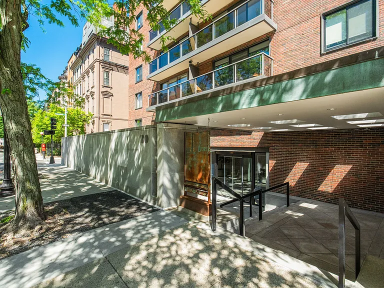 180 Beacon St #9 — Photo 20