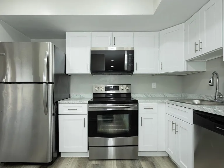 1403 Key Pkwy — Photo 7