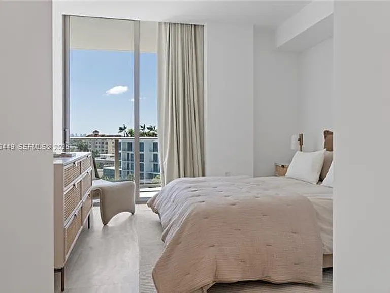 1135 103rd St #Penthouse 2 — Photo 16