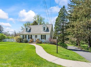 152 Bloomingrove Dr, Troy, NY 12180