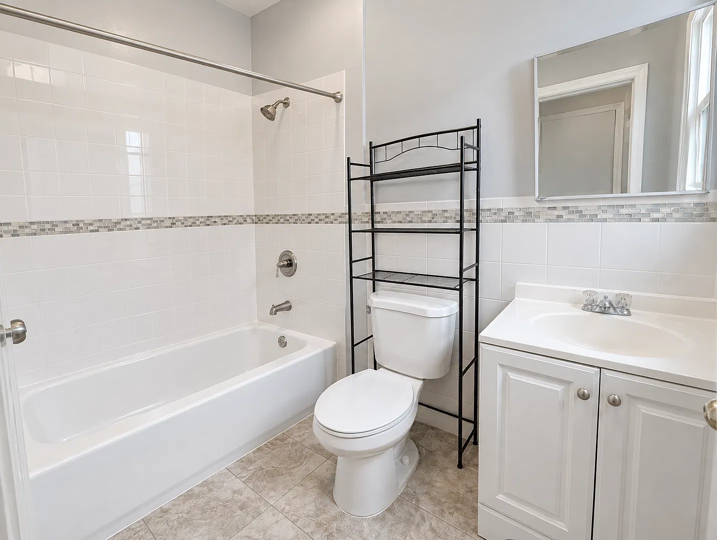 700 Emory St. — Photo 4