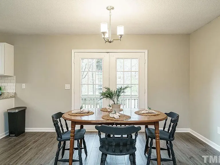 1219 Fernridge Dr — Photo 12