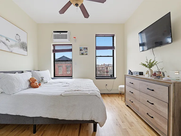 805 Park Ave #5R — Photo 7