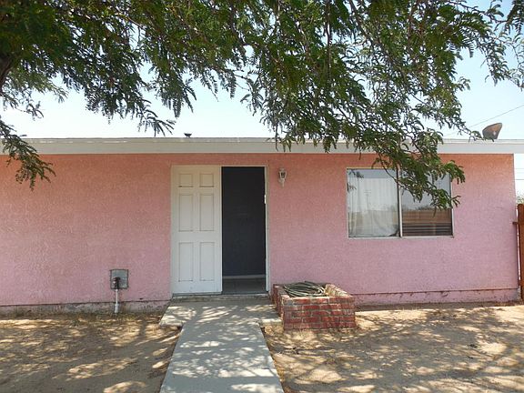 2nd image of 7801 California City Blvd