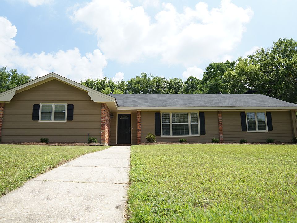 1st image of 3195 Fernway Dr