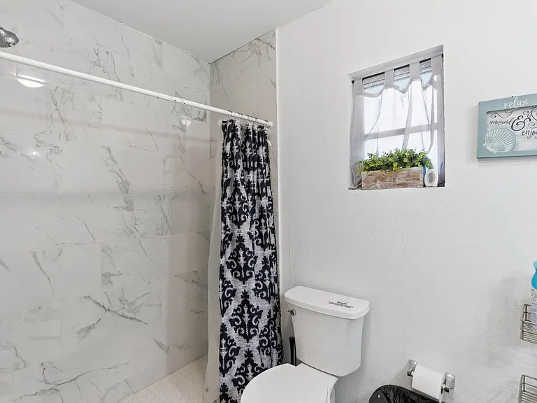 2760 Kumquat Dr — Photo 32