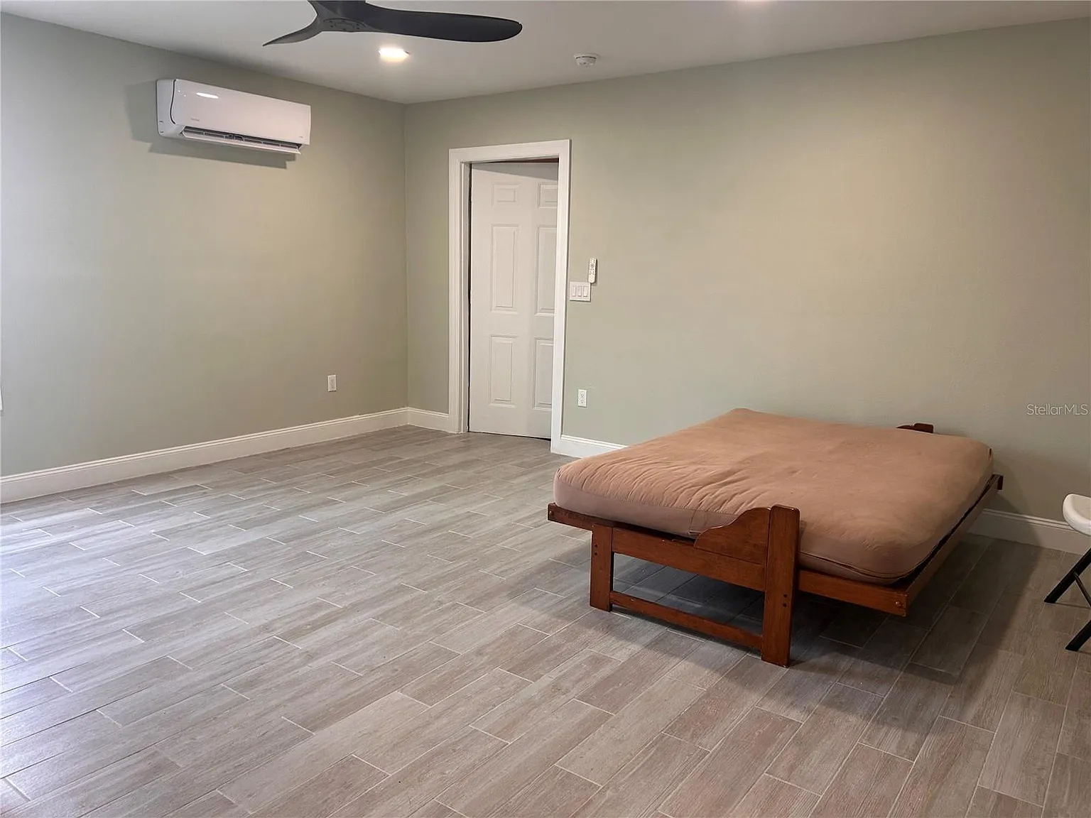 1 bed, 1.0 bath, 325 sqft, $1,500 — Photo 4