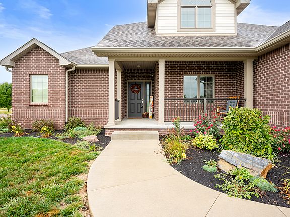 3rd image of 4909 N Greystone Dr