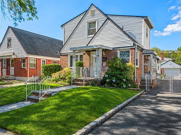 3rd image of 81-44 258th St
