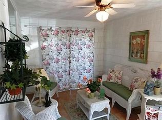 19 Woodbine St, Attleboro, MA 02703