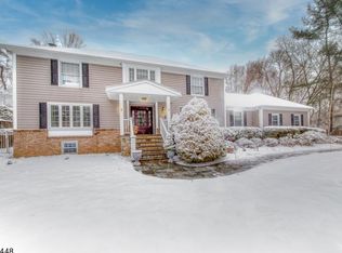 14 Raskin Rd, Morristown, NJ 07960