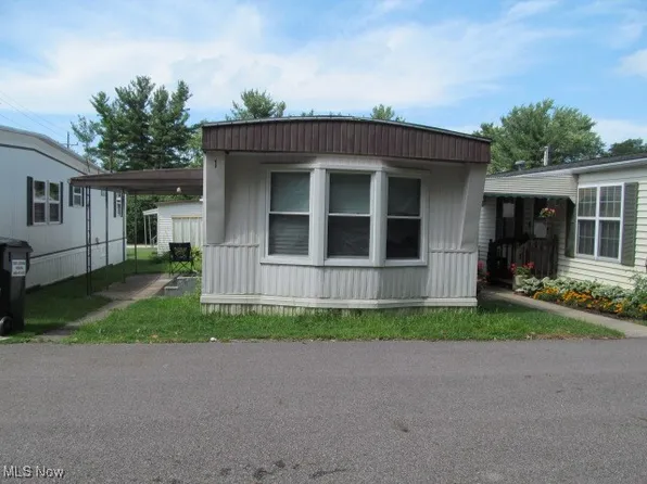 9735 Chillicothe Rd #1, Willoughby, OH 44094