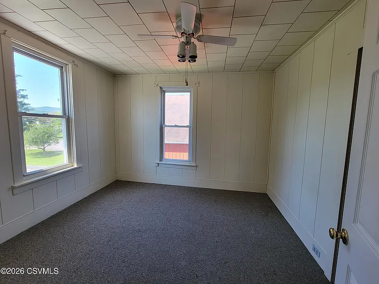 995 Center Ave — Photo 19