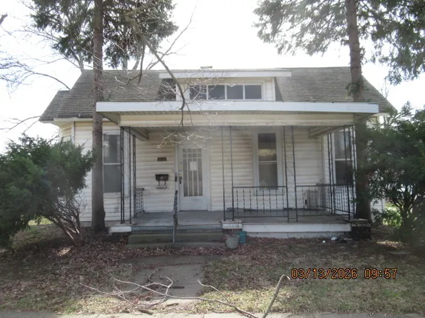 212 E Crawford St, Paris, IL 61944