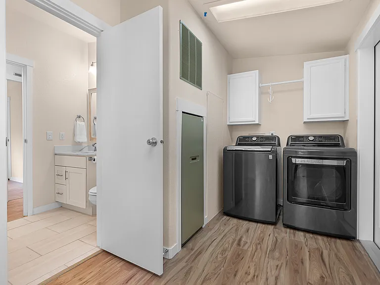 6159 Cedar Ln — Photo 14