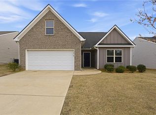 122 W Lexington Ave, Griffin, GA 30223