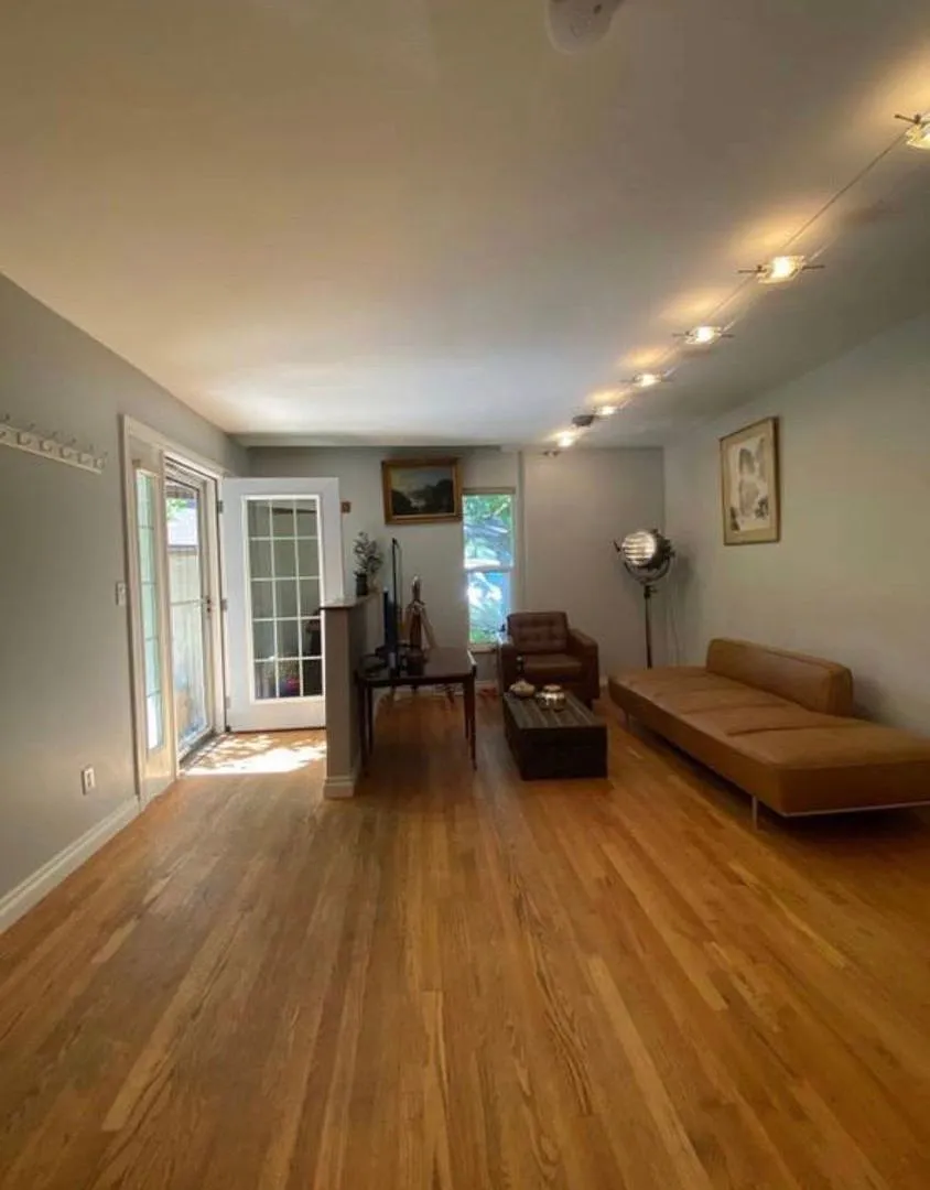 Prime Boulder Townhouse Near Pearl Street & Mt. Sanitas — Photo 3