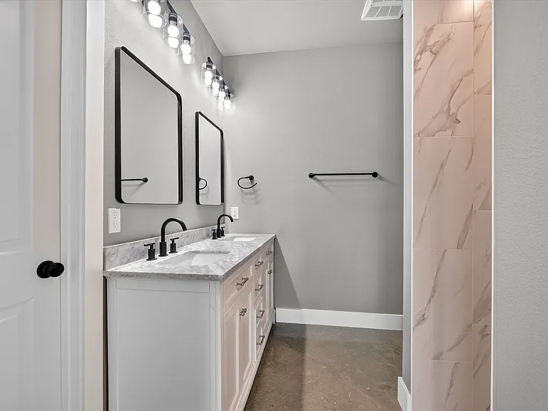 Primary bathooom with walk-in shower