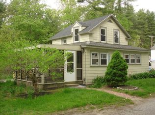 3 Hedgeway St, Ayer, MA 01432