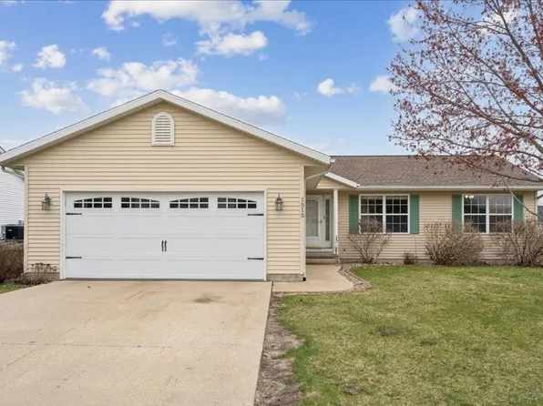 1515 48th St, Marion, IA 52302