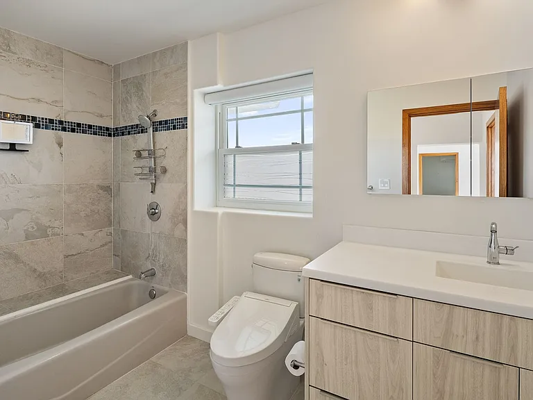 2188 Hikino St — Photo 24