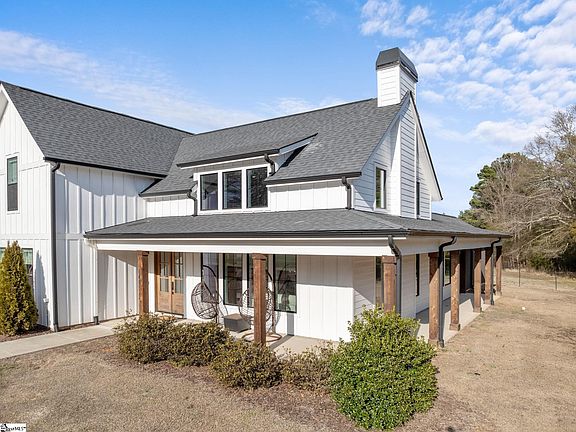 3rd image of 340 Tate Chapman Rd