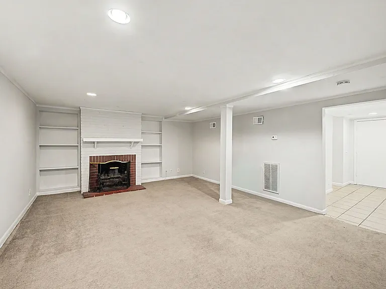 3501 Foxhall Rd — Photo 23
