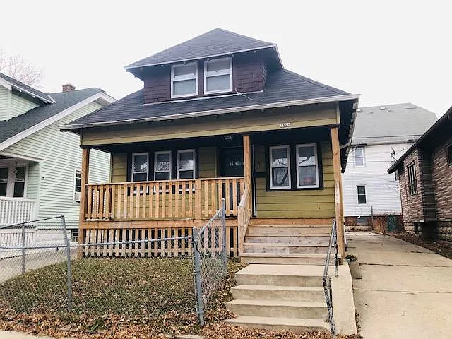 3606 N 24th Pl photo 1