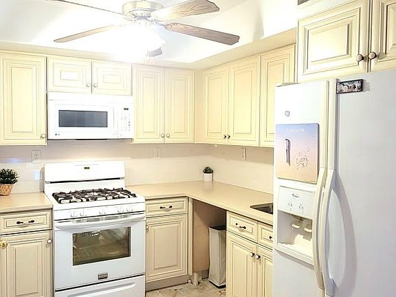 5th image of 408A Lisk Ave