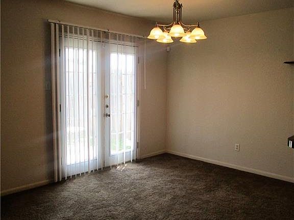 4th image of 312 Deloris Dr