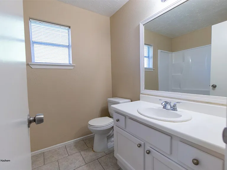 1902 Telegraph Square Ct — Photo 9