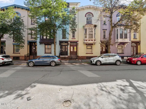 3 St Pauls Place, Troy, NY 12180