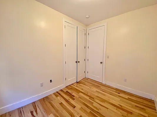 Rented by Abba Realty Associates INC | media 32