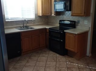 3028 Bluffwood Dr, Saint Charles, MO 63301