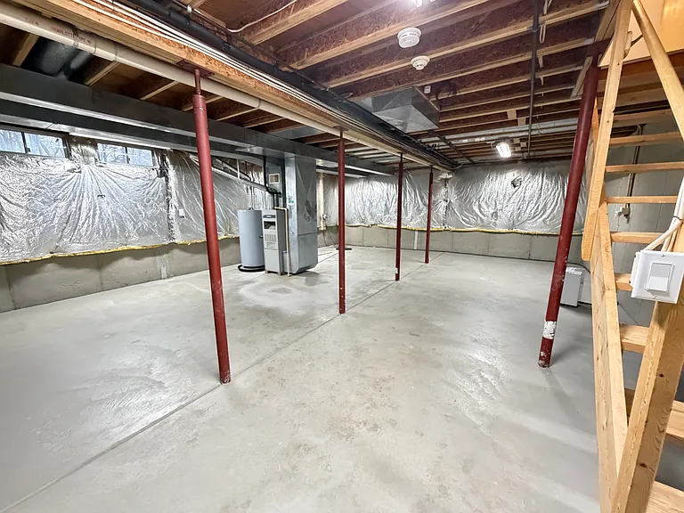4553 Abbott Rd — Photo 29