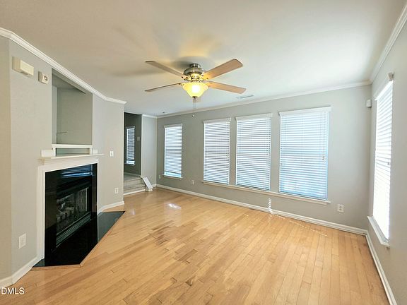 5th image of 9716 Layla Ave