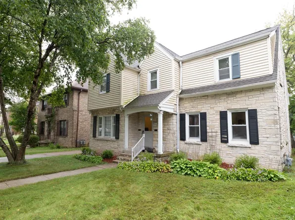4041 N Bartlett AVENUE #4043, Shorewood, WI 53211