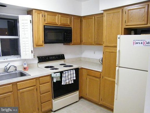 3rd image of 4225 Mozart Brigade Ln APT 21