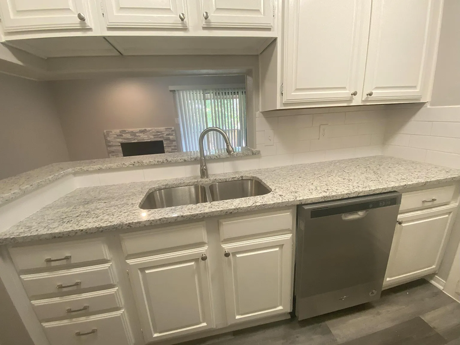 1 bed, 656 sqft, $1,213 — Photo 4