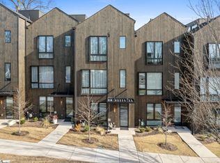 12 Elizabeth St, Greenville, SC 29609