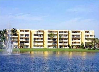 2nd image of 9351 Fontainebleau Blvd APT B420