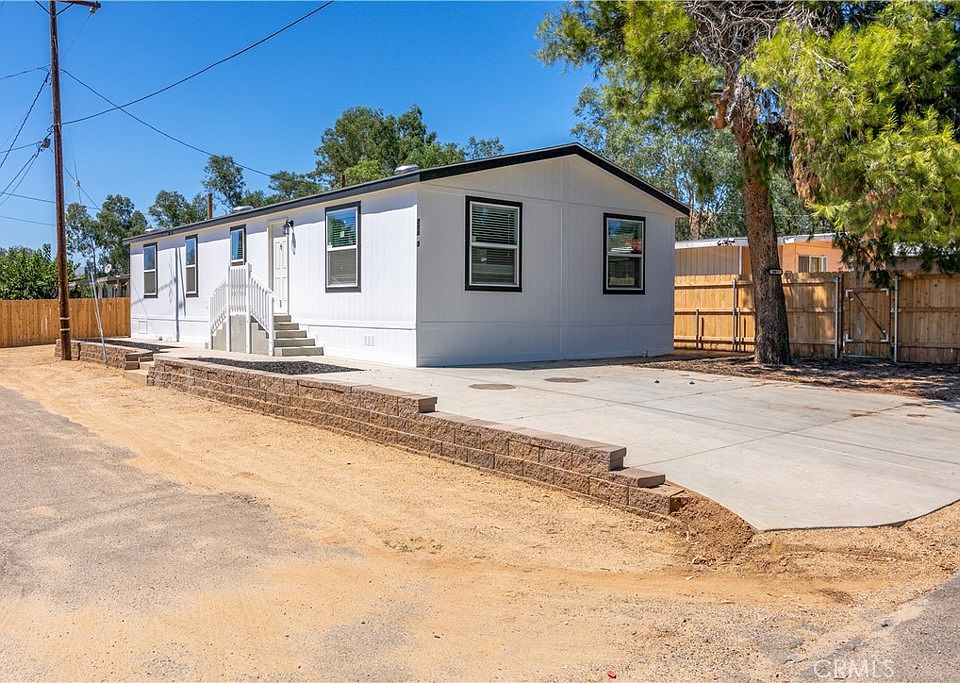1st image of 28813 Red Gum Dr
