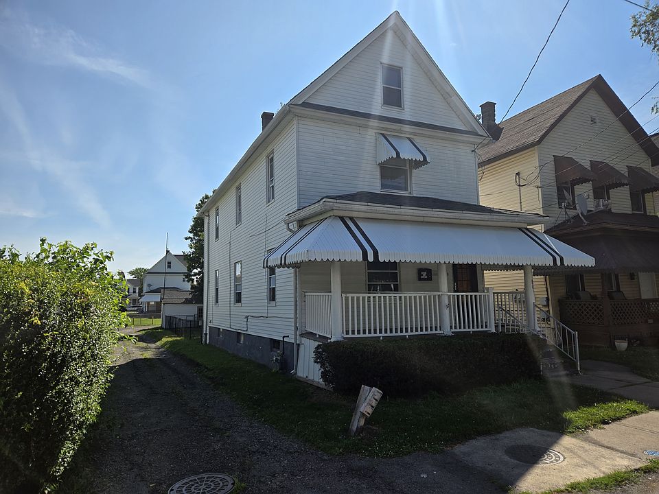 1st image of 326 1/2 Warren St
