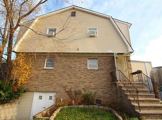 12 Atlantic St #1, Carteret, NJ 07008