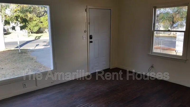 2 bed, 1.0 bath, 780 sqft, $850 — Photo 3