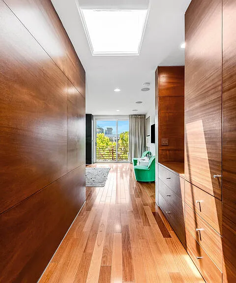 417 Venice Way — Photo 11