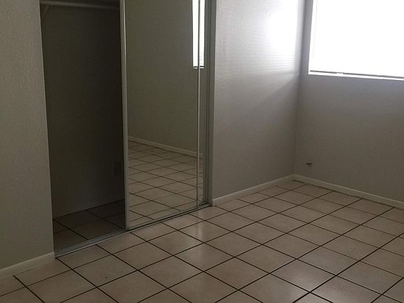 5th image of 215 25th St