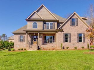 1908 Breeze Point Ct, Whitsett, NC 27377